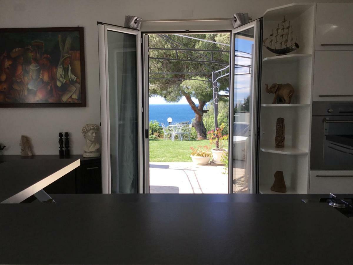 סן ברתולומיאו אל מארה Villa Shambhala מראה חיצוני תמונה